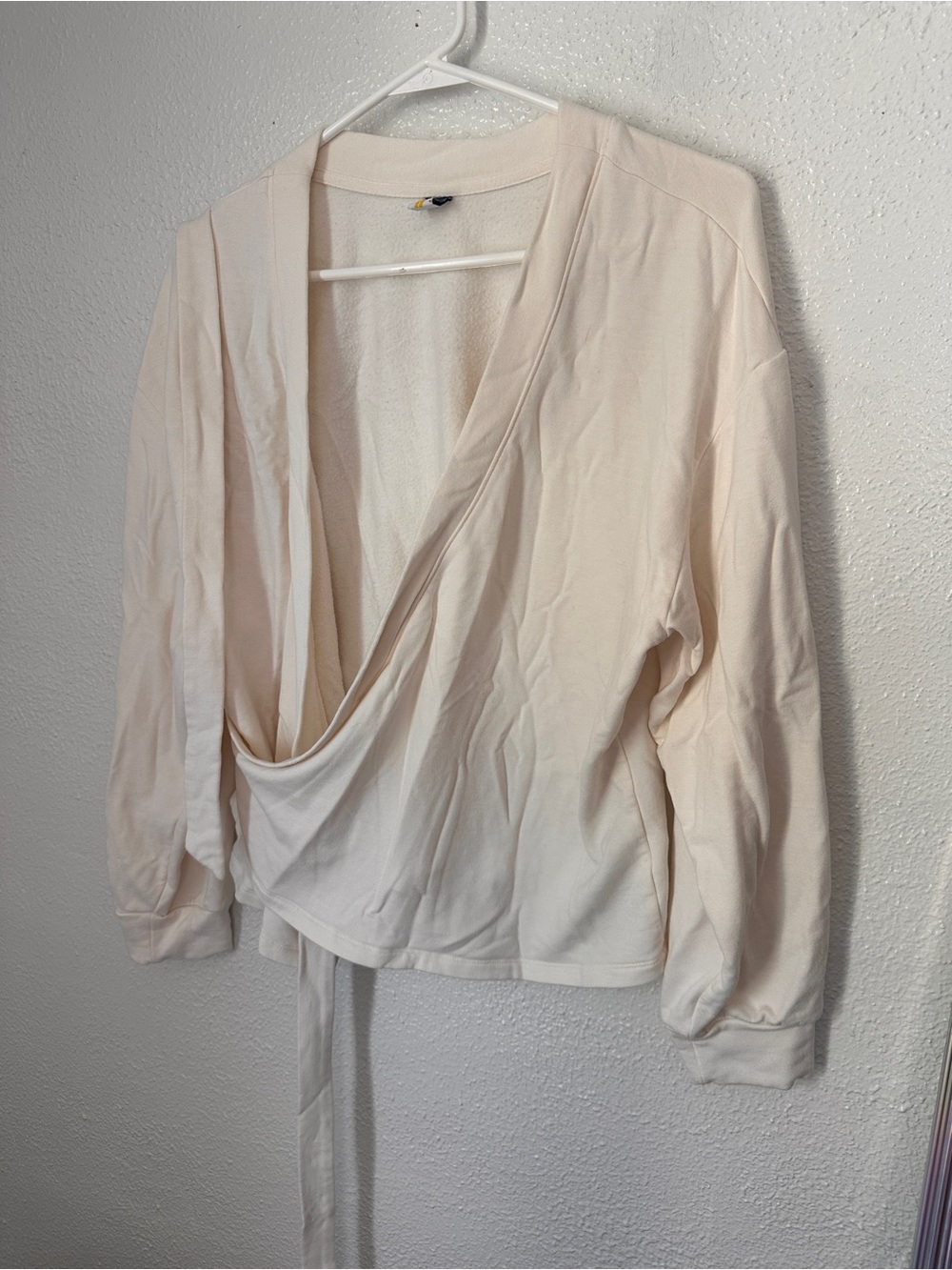 Old Navy Active Women’s Large Rayon Viscose Ivory Long Sleeve Wrap Sweater L